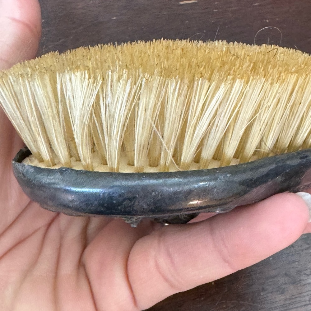 Antique Silver Hairbrush with Intricate Design Art Nouveau Silver Plated or Tone - Picture 12 of 16